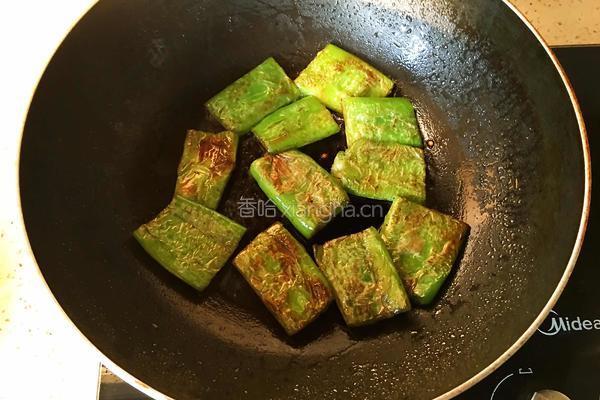 虎皮尖椒的做法图解6