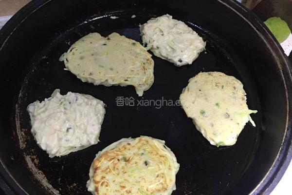 蔬菜豆渣饼的做法图解4