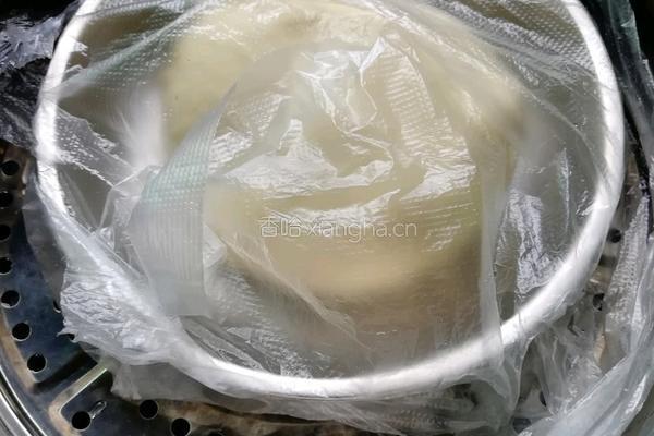 玉米汁练奶馒头的做法图解2