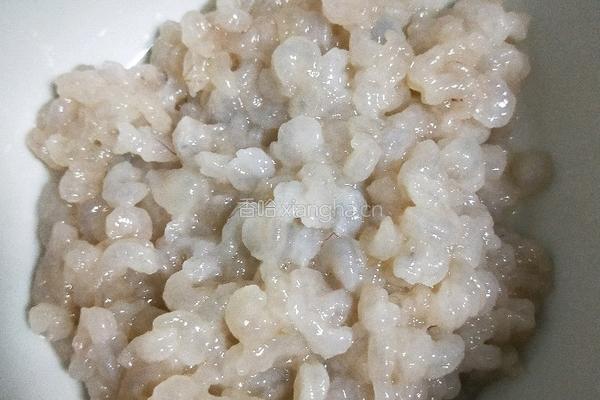 炒手剥虾仁的做法图解3