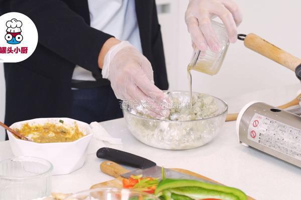戴军私房菜之绣球豆腐的做法图解2
