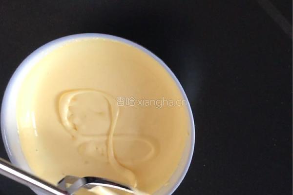果蔬蛋黄溶豆的做法图解2