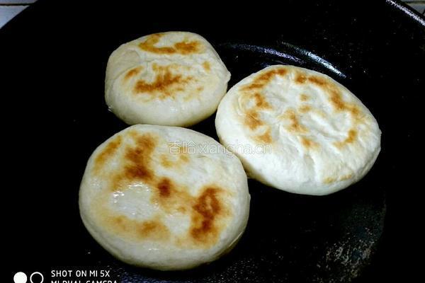 发面葱油烧饼的做法图解5