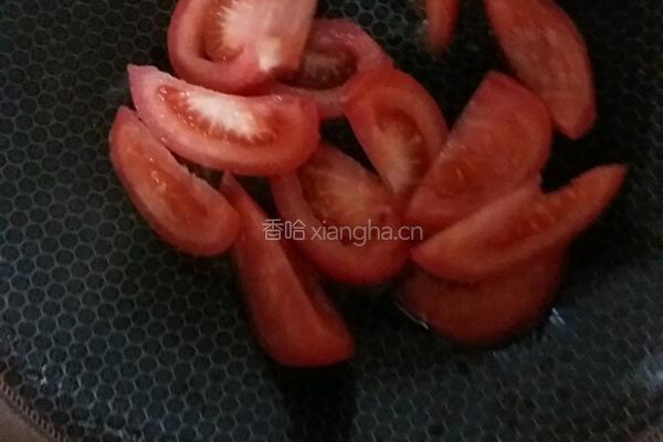 番茄金针菇牛腩汤的做法图解4