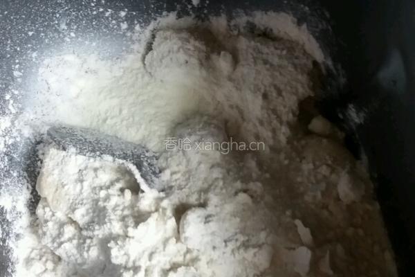 超软糯米面包的做法图解2