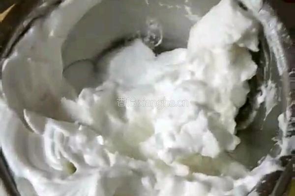 八寸动物奶油蛋糕的做法图解2