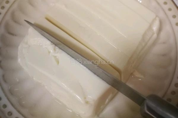 皮蛋豆腐的做法图解4