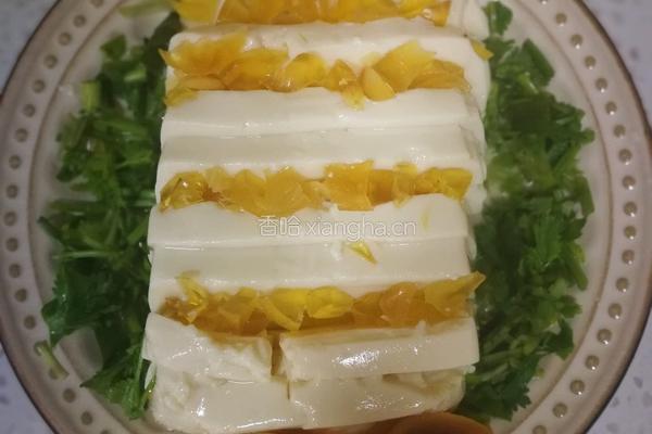 皮蛋豆腐的做法图解5