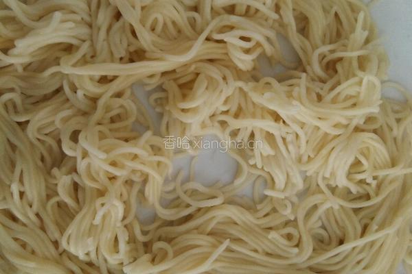 黑胡椒炒面的做法图解2