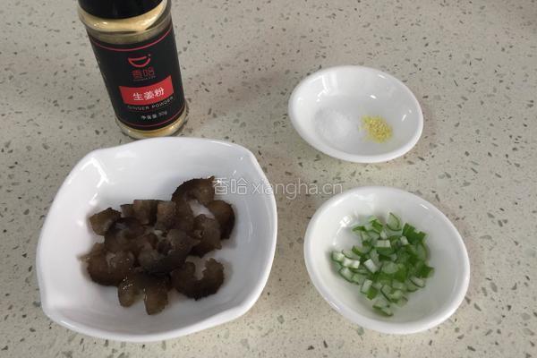 海参粥的做法图解3