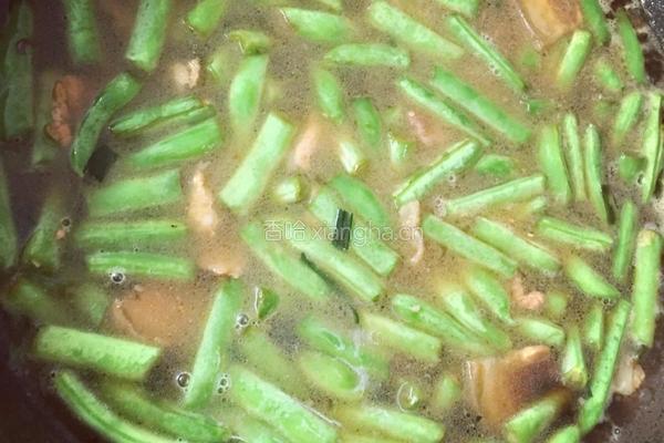新疆豆角焖面的做法图解7