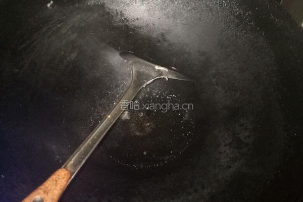 小炒紫藤花腊肉的做法图解6