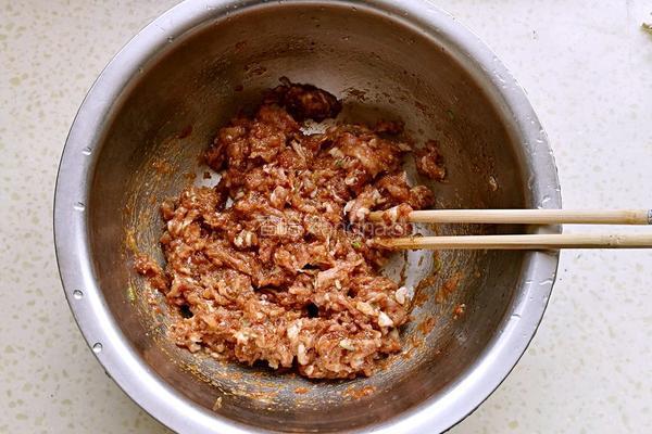 猪肉韭菜水饺的做法图解5