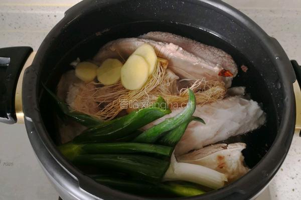 韩式辣牛肉汤的做法图解2