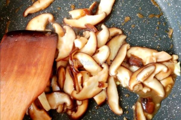 香菇油菜的做法图解5