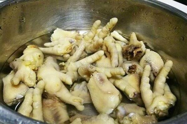 柠檬泡椒鸡爪的做法图解4