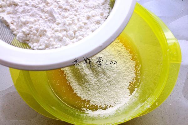香草蔓越莓玛芬(传统法)的做法图解7