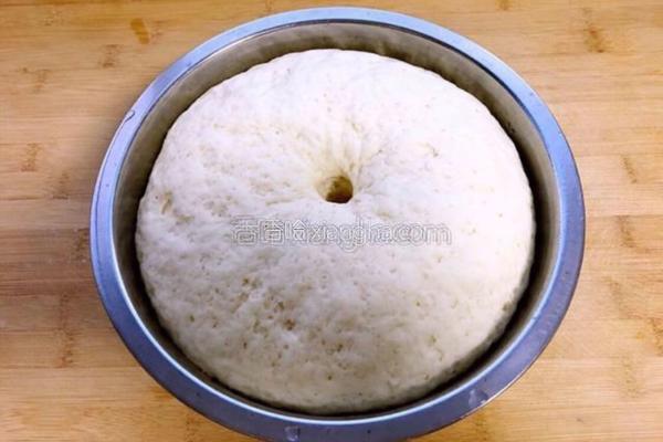 发面豆沙烙饼的做法图解4