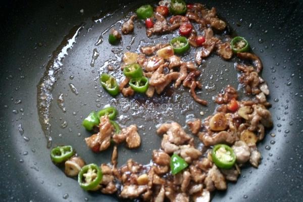 干煸豆角的做法图解11