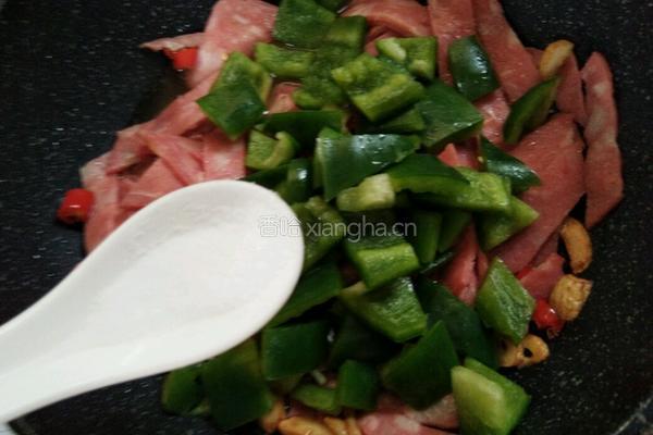 培根炒青椒的做法图解8