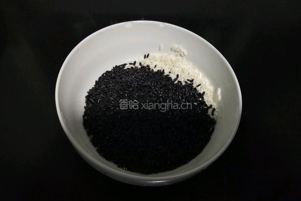 黑糯米红枣粥的做法图解3