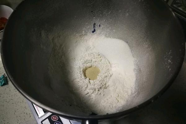 紫蝶花星空面包的做法图解4