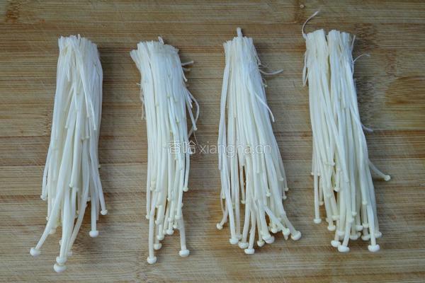 油炸金针菇的做法图解3
