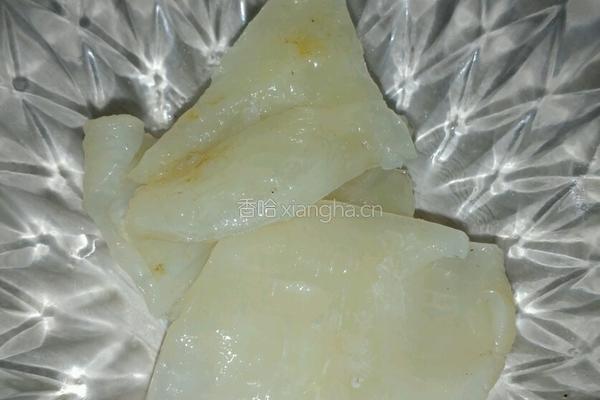 花胶鸽子汤的做法图解1