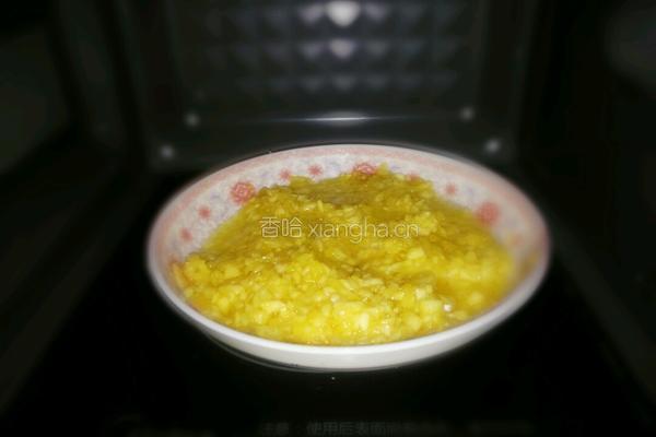 菠萝果酱（微波炉版）的做法图解3
