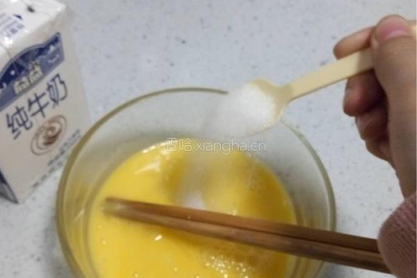 鸡蛋牛奶，布丁的做法图解3