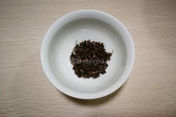 香辣花螺的做法图解2