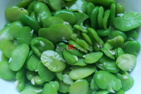  腊肠蚕豆的做法图解6