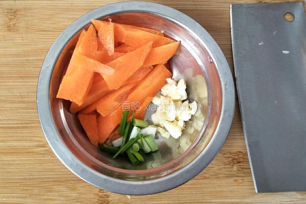 平菇炒肉的做法图解4