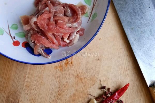家常土豆豆角炖肉的做法图解2