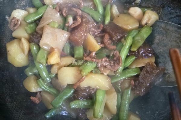 家常土豆豆角炖肉的做法图解5