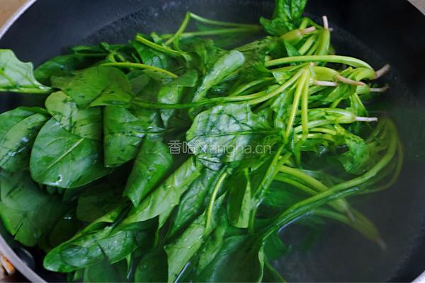 菠菜豆腐粉丝汤的做法图解2