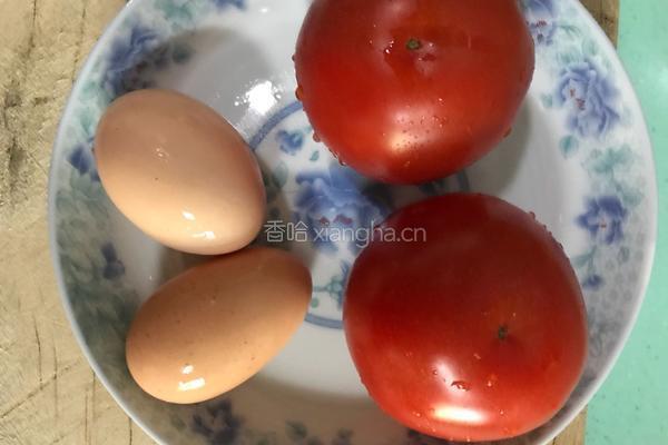 番茄炒蛋的做法图解1