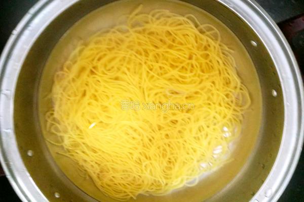 肉末黄瓜丝打卤面的做法图解6