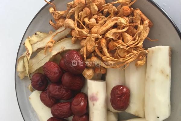 虫草花玉竹鸡汤的做法图解3