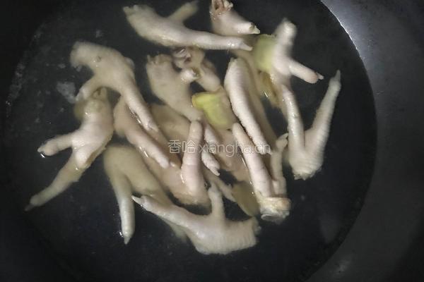 网红鸡爪的做法图解2