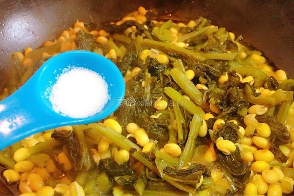 雪里蕻炖黄豆芽的做法图解10
