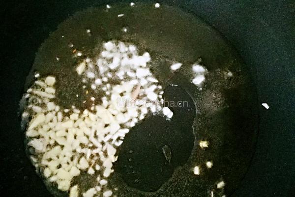炒花饭的做法图解3