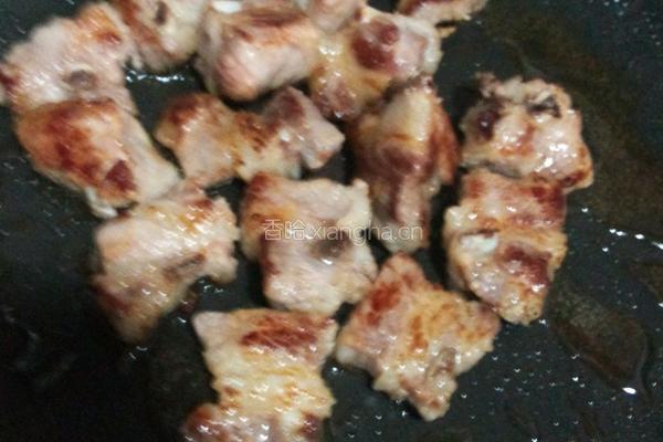 红烧土豆排骨的做法图解2