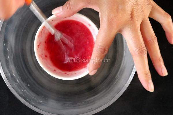 心形草莓慕斯的做法图解7
