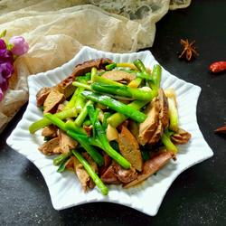 大蒜炒鸭肝的做法[图]