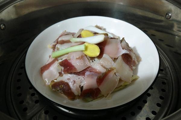 萝卜条蒸腊肉的做法图解6