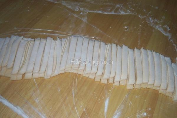 手擀鸡蛋面的做法图解6