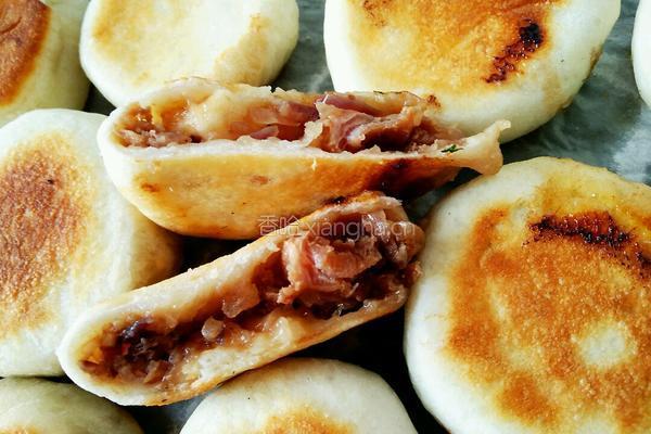牛肉馅饼的做法图解1