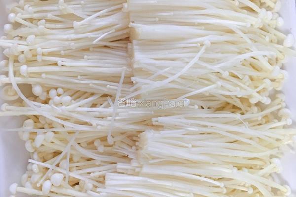金针菇蒸鸡翅的做法图解4