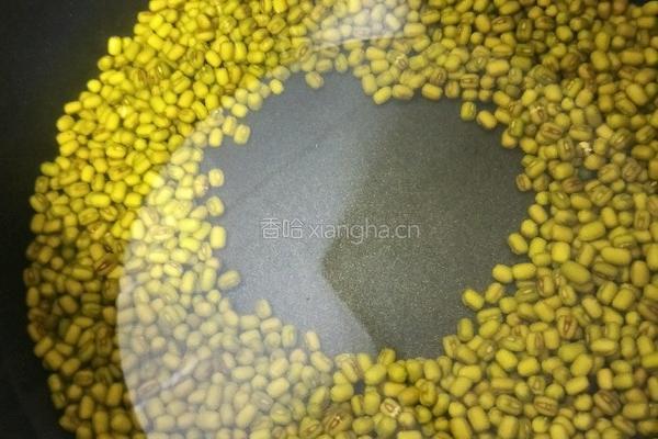 自制绿豆沙的做法图解2